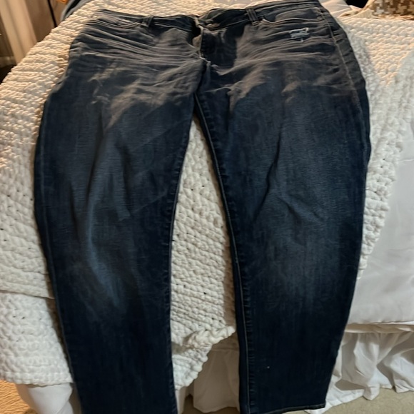 KUT from the Kloth WOMANS Blue Jeans - Picture 4 of 4